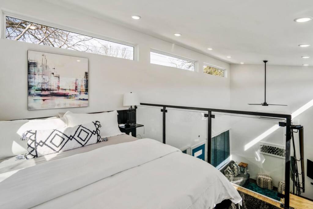 Quantum Tiny Loft At East End Revitalized Houston Buitenkant foto