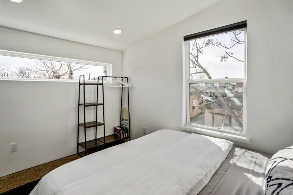 Quantum Tiny Loft At East End Revitalized Houston Buitenkant foto