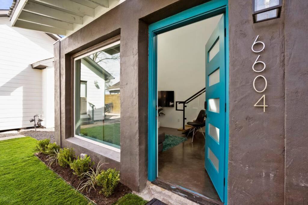 Quantum Tiny Loft At East End Revitalized Houston Buitenkant foto