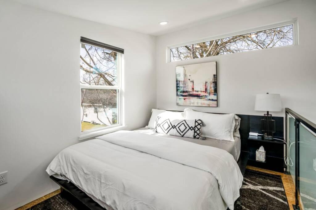 Quantum Tiny Loft At East End Revitalized Houston Buitenkant foto